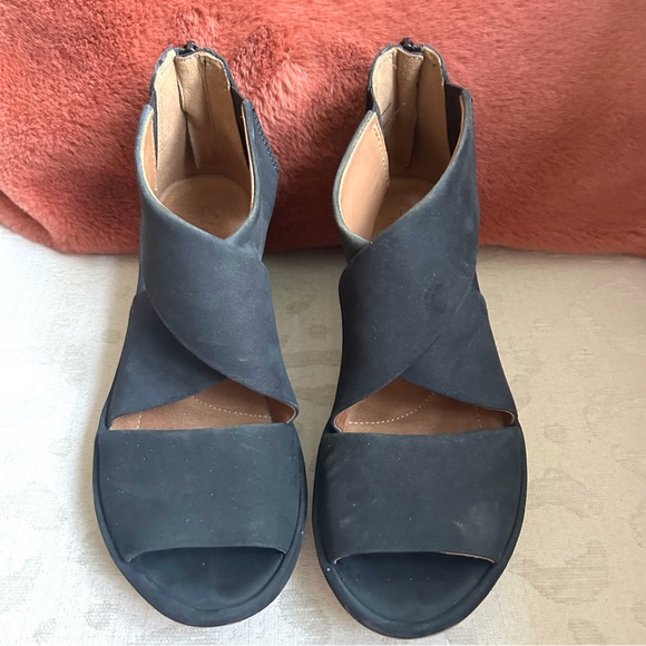 Clarks Artisan Clarene Glamour Black Suede Platform Wedge Sandal 7 - Picture 6 of 15